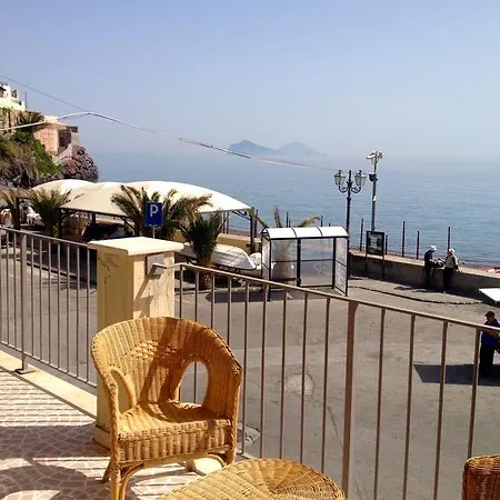 Eolcalandra Per Vacanza 아파트